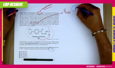 O polímero pet (tereftalato de polietileno), material