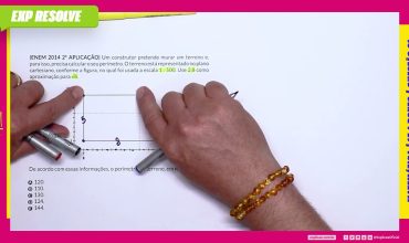 Um construtor pretende murar um terreno e, para isso, precisa calcular o seu perímetro