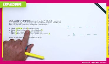Cinco times de futebol (a, b, c, d e e) ocuparam as primeiras colocações em