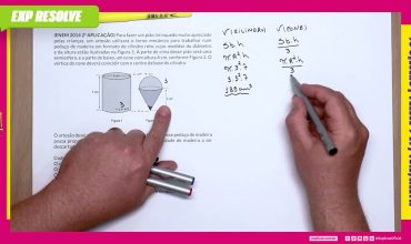 Para fazer um pião, brinquedo muito apreciado pelas crianças, um artesão utilizará o