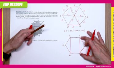Um artista utilizou uma caixa cúbica transparente para a confecção de sua obra, que