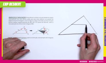 Um professor, ao fazer uma atividade de origami