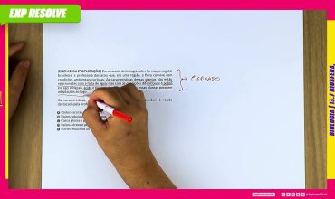 Em uma aula de biologia sobre formação vegetal brasileira, a