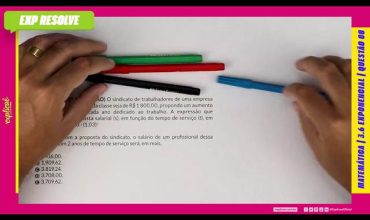 O sindicato de trabalhadores de uma empresa sugere que o piso salarial da classe